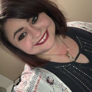 Meet your Posher, Abby